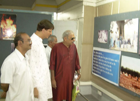 Famous Historian Shri. Ninad Bedekar (first from right) at the exhibition