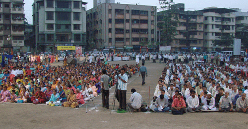 Hindu Dharmabhimanis present for the Dharmasabha
