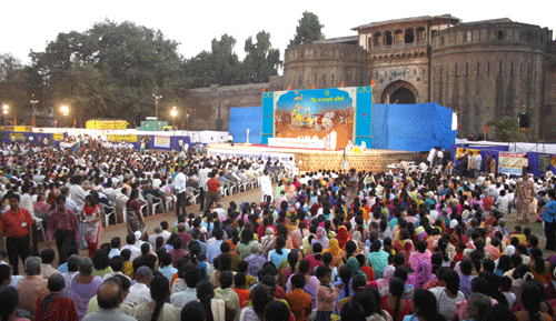 Hindu Dharmabhimanis present for the Dharmasabha