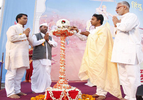 Inaugaratin of Dharmasabha : Sadguru Bal Maharaj lighting the deep
