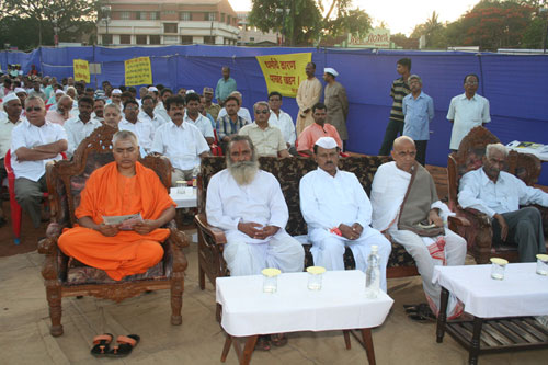 Honarary guests present for Dharmajagruti Sabha