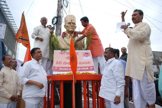 Garlanding of Savarkar Statue by BJP LA Kishan Reddy