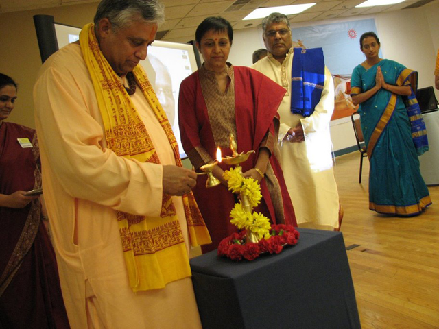 Inauguration of Hindu Dharmasabha by lighting Samai