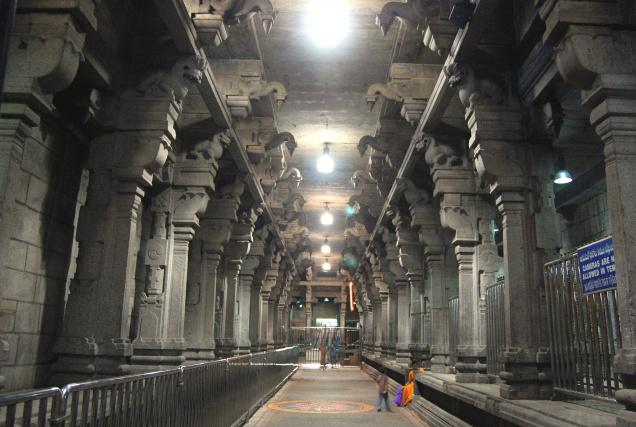 Multi-pillared Magnificence of the prakaram of Kalahasti Temple