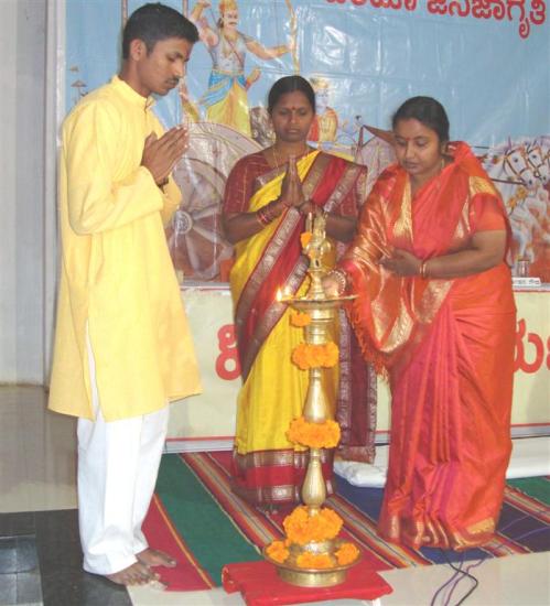 From left : Mr. Mohan Gouda, Miss Kavita representing Sanatan Prabhat and Mrs. Suma Manjesh