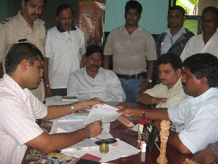 GMDSM members submitting memorandum to PI Mr. Rajesh Kumar