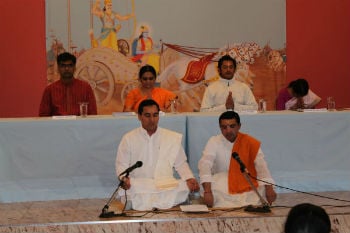 Vedic recitation at Hinduism Summit