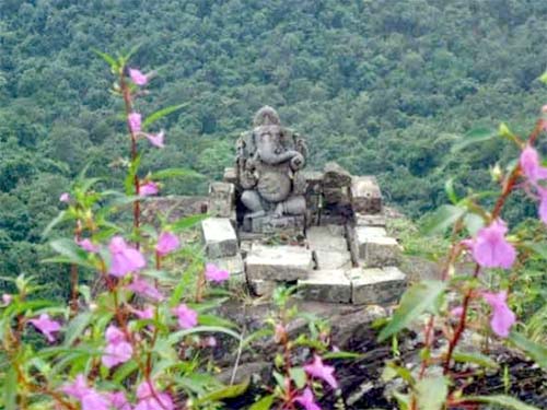 dhram-Ganesha-three-thousand-feet-news-in-hindi-152150