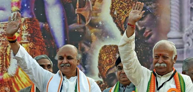 pravin-and-mohan-bhagwat_