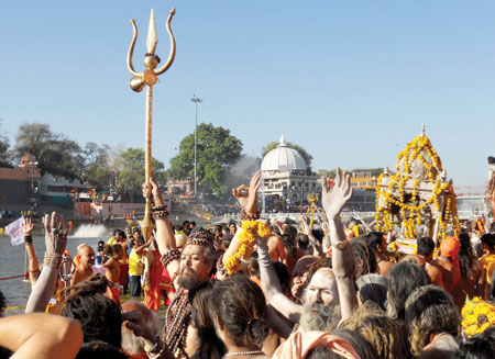 ujjain_kumbh_naga_sadhus