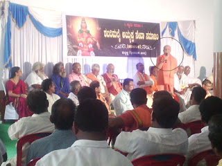 Sri-Pramod-Mutalik-during-speech_clr