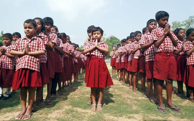 hari-om-story_647_101716030426