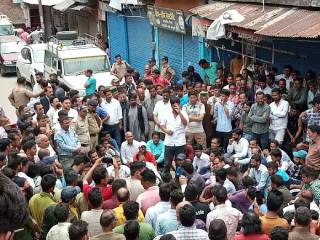 उत्तरकाशी : लव जिहाद के खिलाफ सडकों पर आक्रोश, पुरोला में 42 मुस्लिम व्यापारी रातोरात दुकान छोडकर भागे