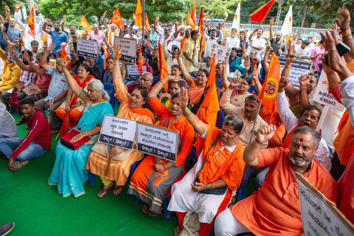 Andolan_Karnataka_Benuluru