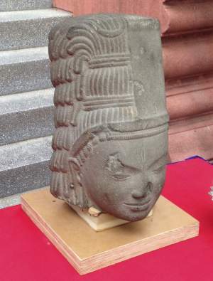cambodia_hindu_deity