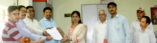 karad_rashtradwaj_nivedan