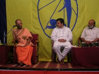 From left H.H. Vidhyavallabha Thirtha Shripada, Sri. Kumar M.L.A , Shri. Prabhu HJS