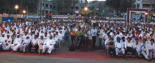 Proud Hindus present for the Dharmasabha