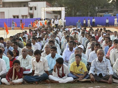 Huge audience of Hindus present for Sabha - 2