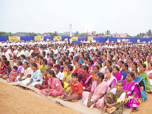 Hindu Dharmabhimanis present for the Dharmajagruti Sabha