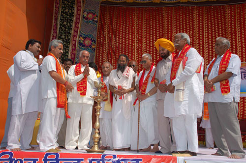 Inauguration of Ram Navmi Shobha Yatra by lighting samai