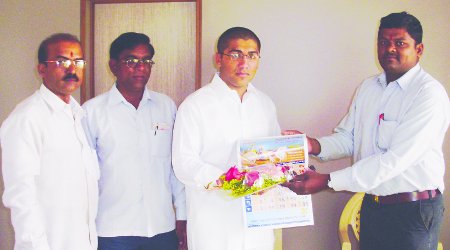 HJS members frlicitating Shri. Sangram Jagtap, Mayor (Second from Right in photo)