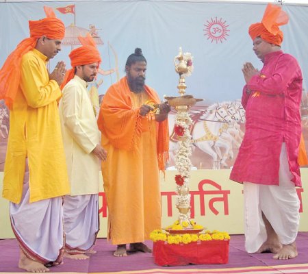 Inauguration of Dharmajagruti Sabha by lighting Samai by Dignitaries