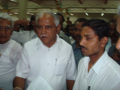 Shri. Sandeep Joshi, HJS with Hon. CM of Karnataka, Shri. Yediyurappa