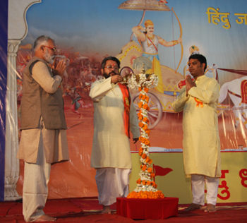 Inauguration of Hindu Dharmajagruti Sabha by lighting Samai