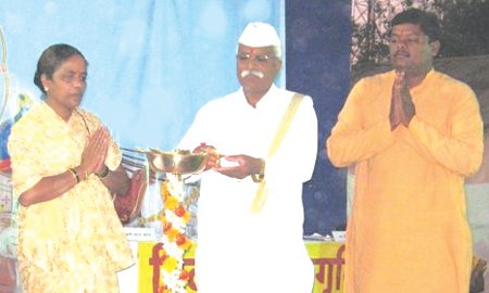 Inauguration of Hindu Dharmajagruti Sabha by lighting a Samai (A Lamp)