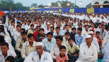 Devout Hindus present for Hindu Dharmajagruti Sabha