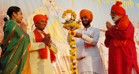 Inauguration of Hindu Dharmajagruti Sabha by lighting Samai (An oil lamp)