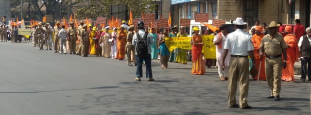 Protest rally taken out by 'Rashtra Utkarsha Samiti' to protest against proposed ban on Sanatan Sans Protest rally taken out by 'Rashtra Utkarsha Samiti' to protest against proposed ban on Sanatan Sans