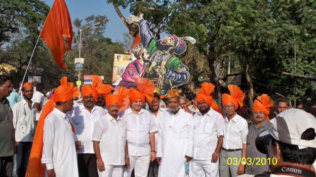 Kalyan : Display of slaying of Afzal Khan in procession carried out by Shiv Sena Kalyan : Display of slaying of Afzal Khan in procession carried out by Shiv Sena