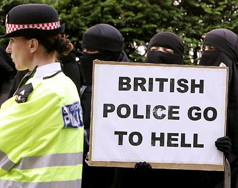 Authentic certificate from the ever ‘Compassionate’ Islam to the ‘violent’ British Police!