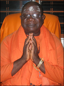 Swami Ghanananda Swaraswati established the temple in 1975