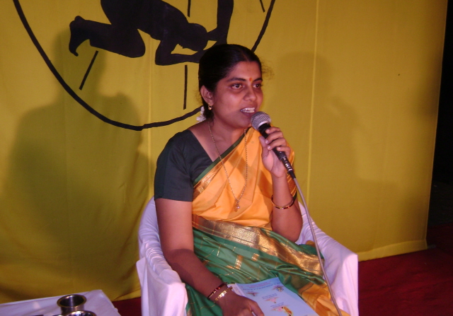 Miss Praneeta Prasad of HJS addressing to devout Hindus present for the program