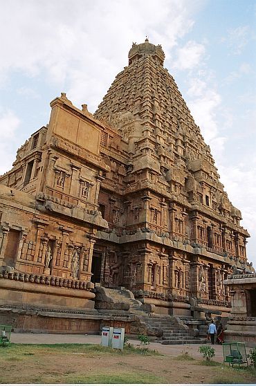  Another view of the Brihadeeswara Temple in Thanjavur