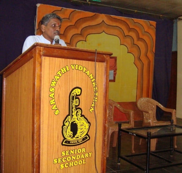 Mr. Sudhish Puthalat addressing the students