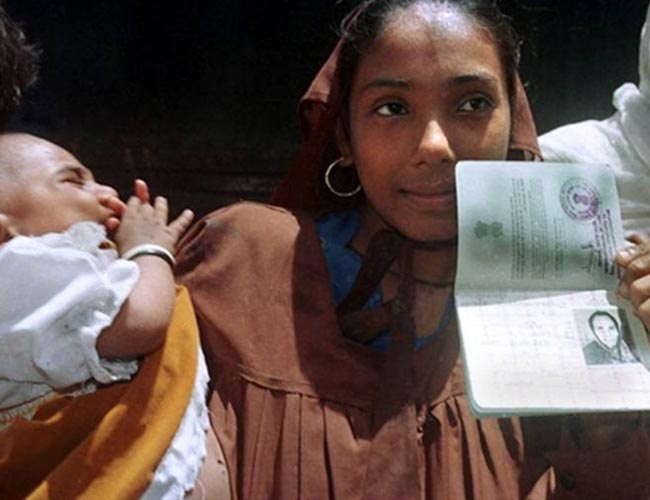 A muslim has immegrated illegaly from Bangladesh showing Indian Passport
