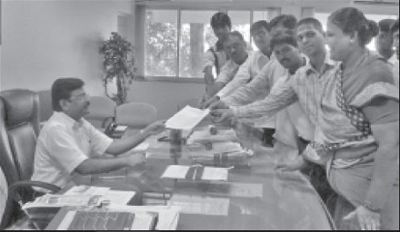 HJS members giving representation to District Collector