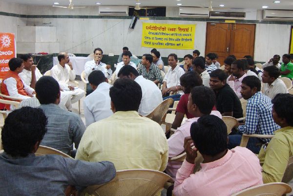 Discussion with speakers Discussion with speakers
