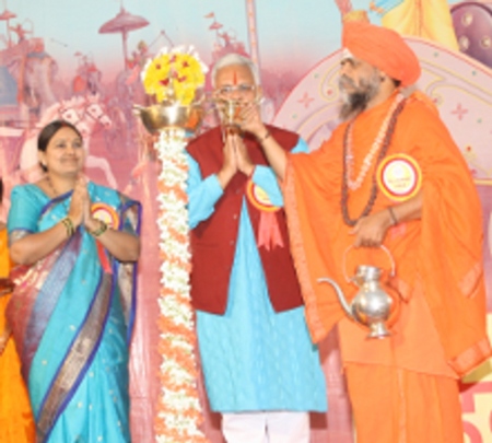 Inauguration of Hindu Dharmajagruti Sabha by lighting a Samai (an oil lamp)