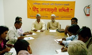 From Left : Mr. Shrikant Pisolkar, Mr. Vinay Panwalkar and the reporters