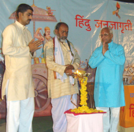 Inauguration of Hindu Dharmajagruti Sabha by lighting a Samai (an oil lamp)