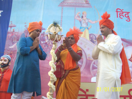 Inauguration of Hindu Dharmajagruti Sabha by lighting a Samai (an oil lamp)