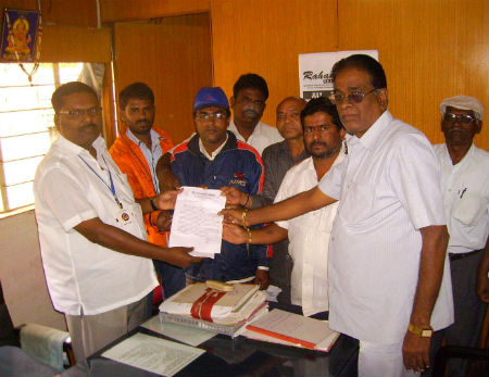 Devout Hindus submitting representation at Miraj