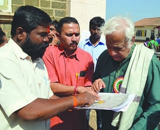 From left : Mr. Padalkar; Shiv Sena; Mr. Retharekar HJS; Mr. Shrikant Moghe