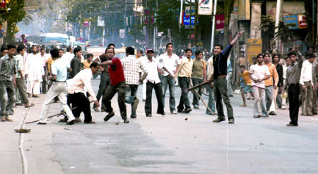 Islamists protesting against The Statesman