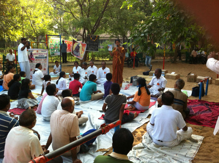 Sou. Uma Ravichandran of HJS addressing to the audience